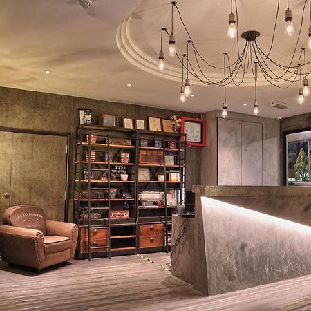 Hotel Kristal Бентонг Экстерьер фото